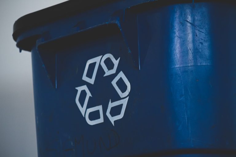 My Review of Apps That Help You Find Recycling Centers.